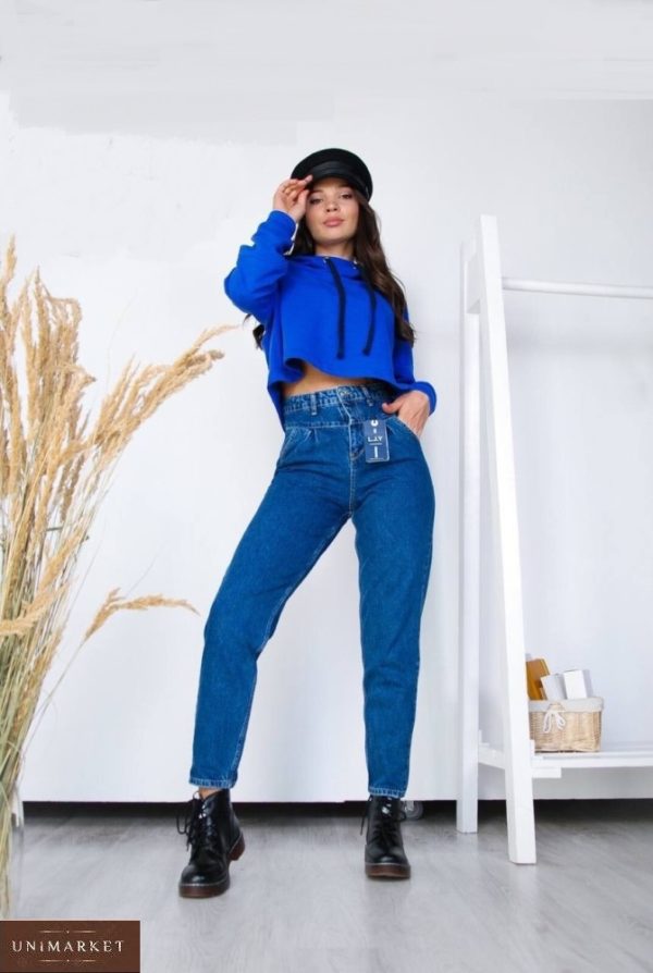 Купить в интернете синие джинсы мом с акцентом на талии для женщин