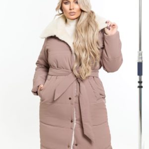 Заказать по скидке мокко женское тёплое пальто на овчине (размер 48-58)