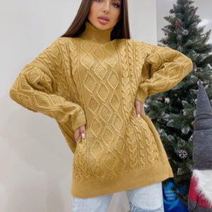 Заказать недорого бежевый женский плотный вязаный свитер оверсайз