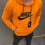 Купить оранж мужское худи Nike с капюшоном (размер 48-54) в Украине