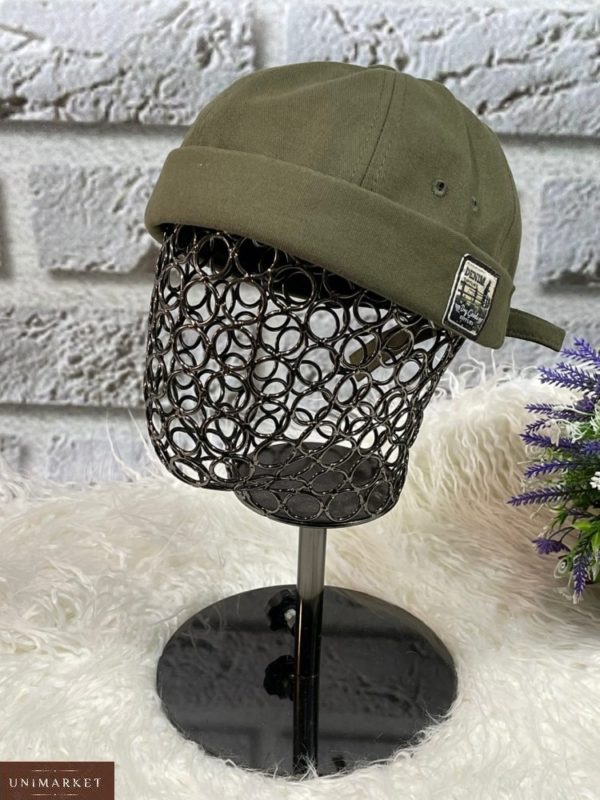 Купить в интернете хаки женскую шапку бини с нашивкой