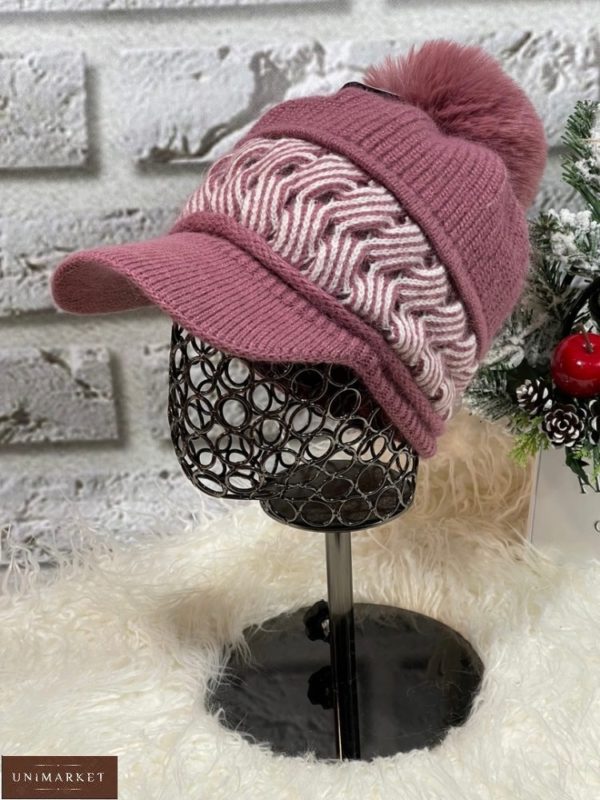 Заказать сиреневую женскую онлайн вязаную шапку с козырьком