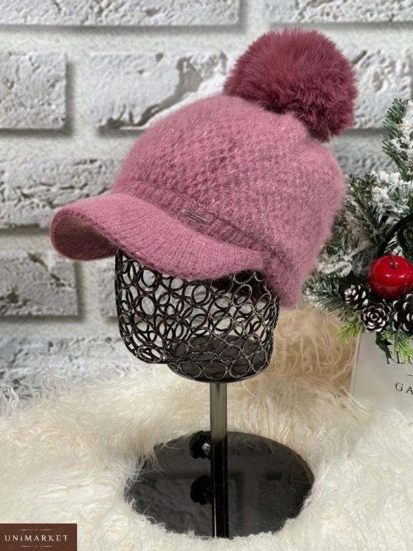 Купити недорого бузкову зимову шапку з козирком для жінок
