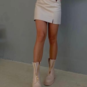 Приобрести бежевую мини юбку из эко кожи с разрезом онлайн для женщин