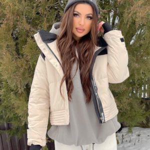 Купить бежевую женскую куртку со съёмным капюшоном онлайн