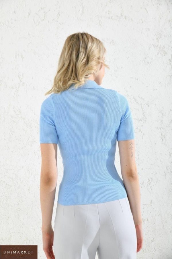 Приобрести женскую трикотажную футболку поло голубого цвета дешево
