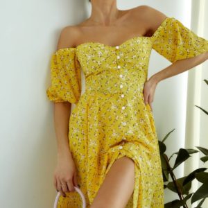 Купити онлайн жіноче Літнє шифонове плаття в квітковий принт жовтого кольору
