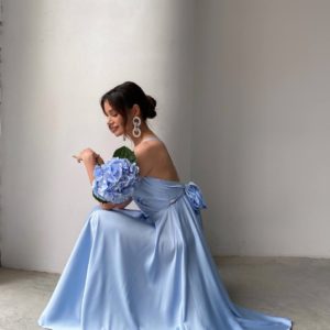 Заказать в интернет-магазине в Украине голубое Платье миди с открытой спиной для женщин
