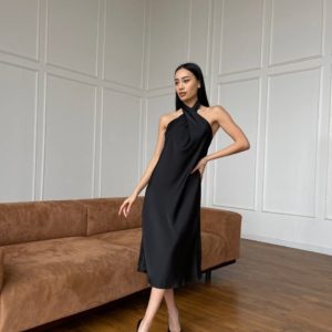 Заказать онлайн женское Шелковое платье с завязкой на шее черное