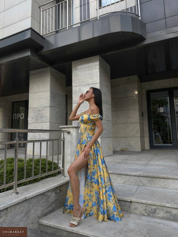 Замовити онлайн жіночу Шовкову сукню максі з відкритими плечима жовто-блакитного кольору