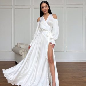 Купити жіночу білу Довгу шовкову сукню на запах (розмір 42-48) для жінок