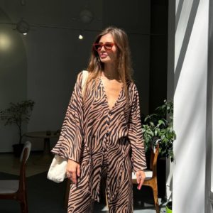 Замовити дешево в Україні Принтований лляний костюм коричневий зебра для жінок Принтований лляний костюм коричневий зебра