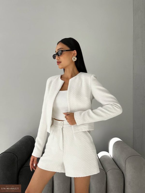 Придбати в інтернеті жіночий Жакардовий костюм з шортами білого кольору