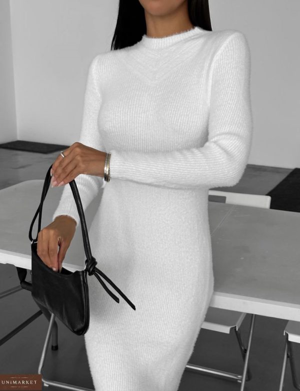 Купить белое женское Длинное платье-свитер на зиму недорого