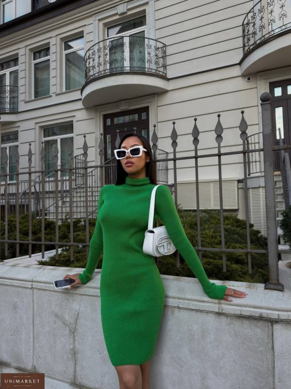 Приобрести зеленое Вязаное бесшовное платье (размер 42-50) недорого по скидке