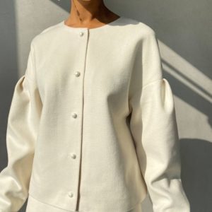 Купить молочный женский Теплый костюм с юбкой в Украине дешево