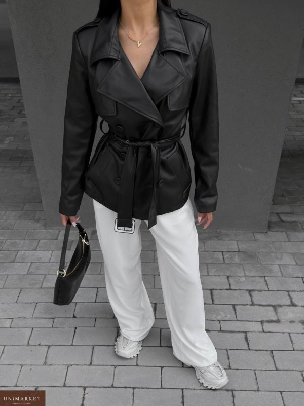 Купити Шкіряну куртку з поясом чорну жіночу в Україні