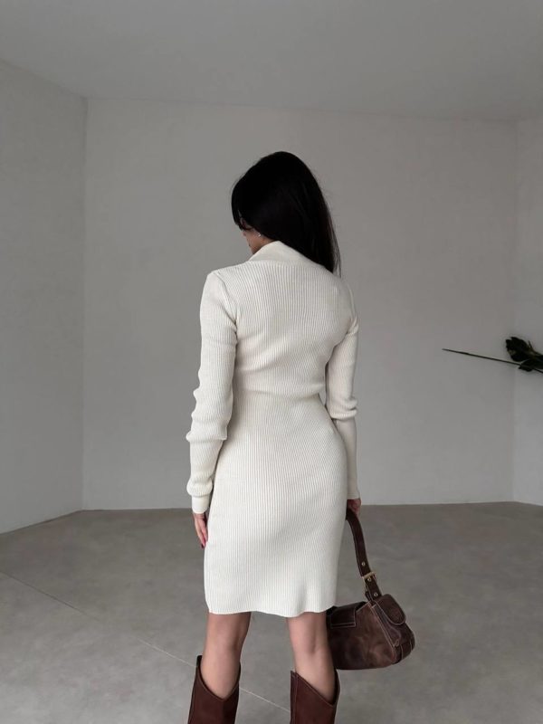 Приобрести Купить женское базовое вязанное платье с длинным рукавом светлое темное белого черного цвета хорошего качества по оптимальной цене недорогое в Украине