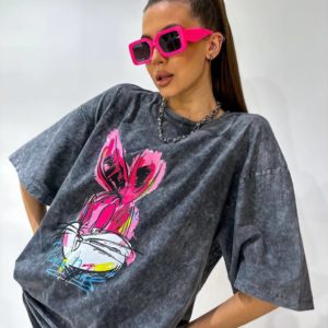 Купить женскую футболку с рисунком с принтом хорошего качества по оптимальной цене недорогую котоновую удлиненную в Украине Украина
